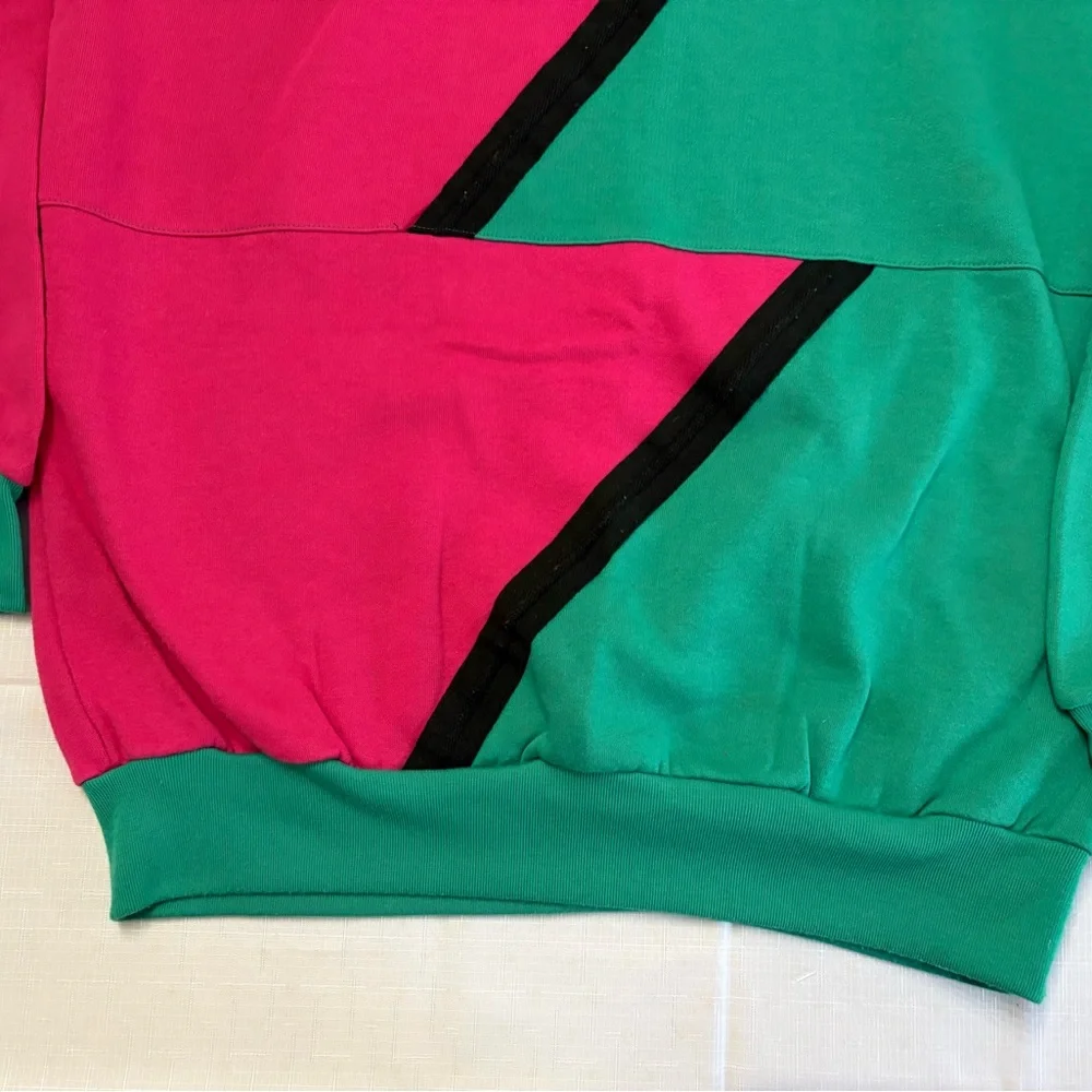 Vintage Colorblock Crewneck Sweatshirt - Picture 2 of 9